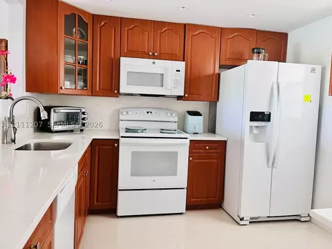 3955 N Nob Hill Rd #508, Sunrise, FL 33351