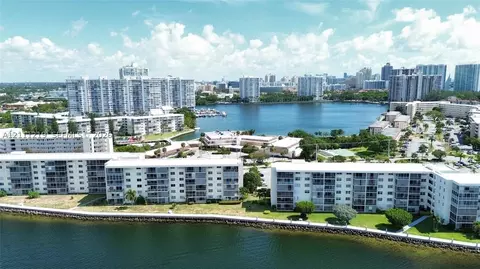 2920 Point East Dr #N311, Aventura, FL 33160