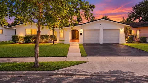 9270 Caribbean Blvd, Cutler Bay, FL 33157