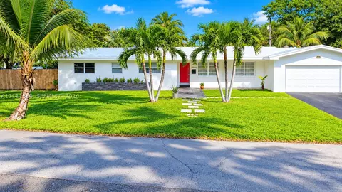 15060 SW 80th Ave, Palmetto Bay, FL 33158
