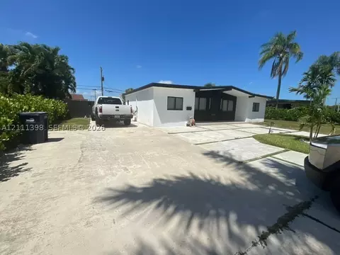 10721 SW 47th Ter, Miami, FL 33165