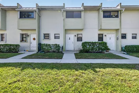 9423 S Ocean Dr #80, Jensen Beach, FL 34957