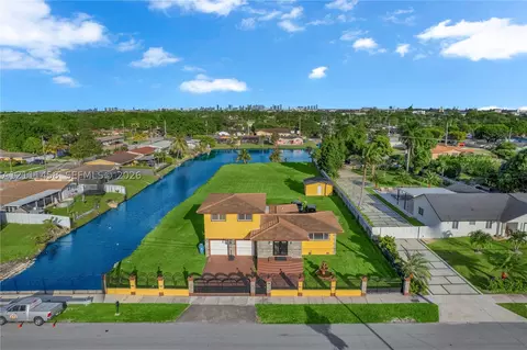 17135 NW 19th Ave, Miami Gardens, FL 33056