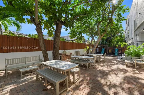 Exterior - 201 Enid Dr #31, Key Biscayne, FL 33149 photo 3 of 6
