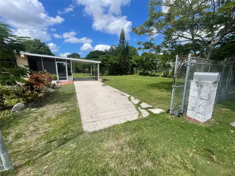 21840 SW 118th Ave, Miami, FL 33170