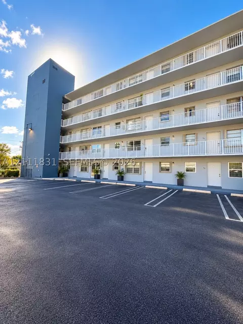 1629 NW N River Dr #103, Miami, FL 33125