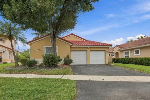 18510 NW 18th St, Pembroke Pines, FL 33029