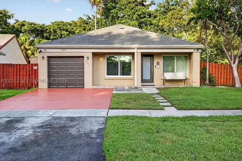 8601 SW 16th St, Pembroke Pines, FL 33025