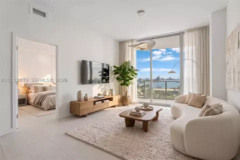 1400 Biscayne Blvd #905, Miami, FL 33132
