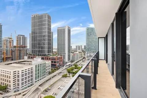 398 NE 5th St #1518, Miami, FL 33132