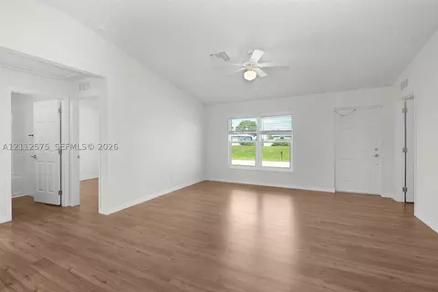 Living - 9041 E Broad, Labelle, FL 33935 photo 4 of 5