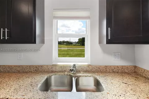 Kitchen - 9041 E Broad, Labelle, FL 33935 photo 4 of 4