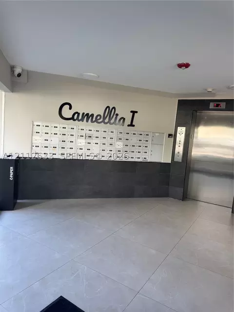 1770 NE 191st St #104-1, Miami, FL 33179