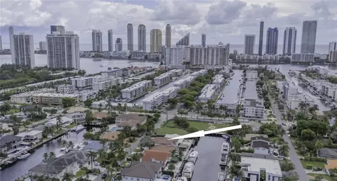 3408 NE 169th St, North Miami Beach, FL 33160