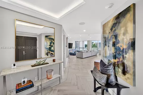 2000 Island Blvd #804, Aventura, FL 33160
