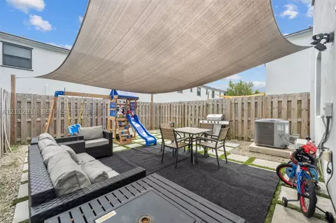 28629 SW 133rd Pl, Homestead, FL 33033