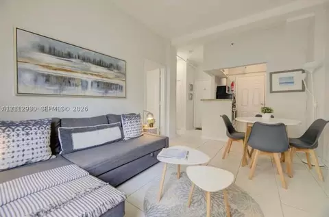 3030 Collins Ave #1G, Miami Beach, FL 33140