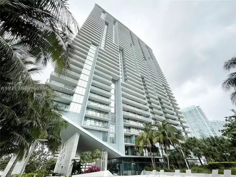 88 SW 7th St #3709, Miami, FL 33130