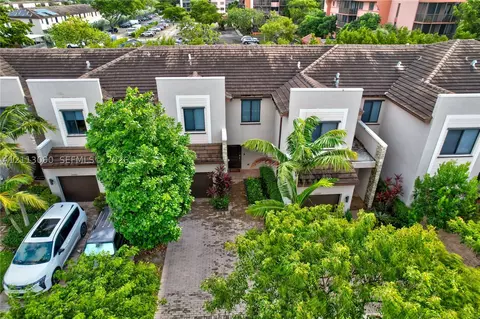 20737 NE 2nd Ct, Miami, FL 33179
