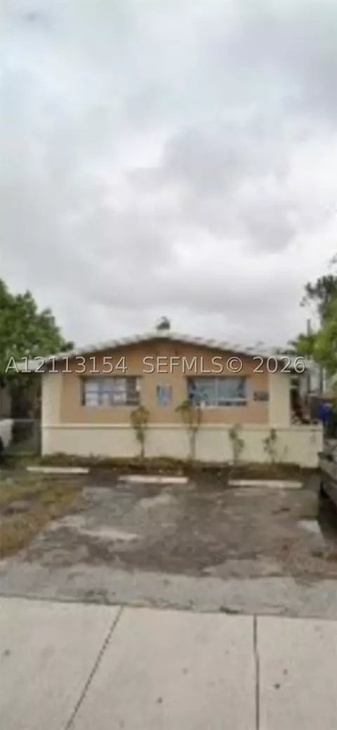 3221 W Flagler St, Miami, FL 33135