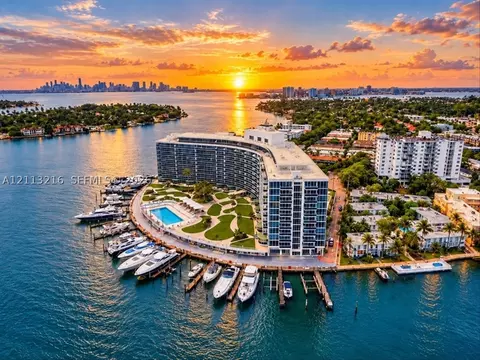 900 Bay Dr #425, Miami Beach, FL 33141
