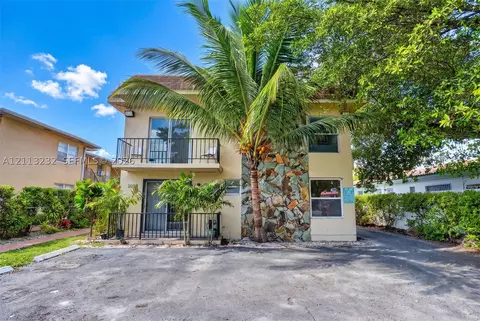 1619 NW 1st St, Miami, FL 33125