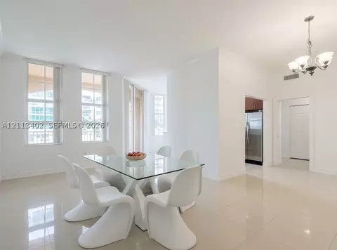 3001 NE 185th St #207, Aventura, FL 33180