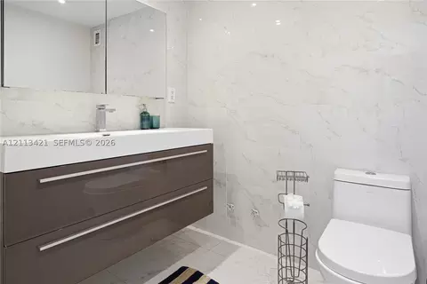3901 S Ocean Dr #5L, Hollywood, FL 33019