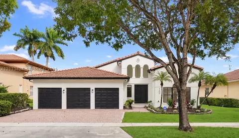 2465 SW 132nd Ter, Miramar, FL 33027