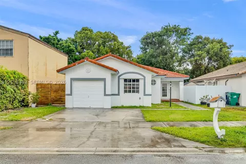 13756 SW 155th Ter, Miami, FL 33177