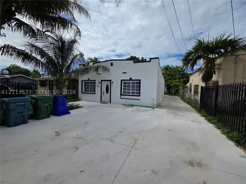 2235 NW 35th St, Miami, FL 33142