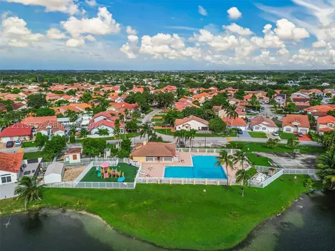 View/Area - 18666 NW 52nd Path, Miami Gardens, FL 33055 photo 16 of 18
