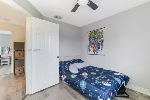 Bedroom - 18666 NW 52nd Path, Miami Gardens, FL 33055 photo 5 of 9