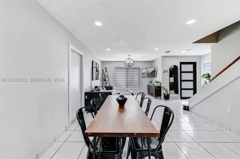 Dining - 18666 NW 52nd Path, Miami Gardens, FL 33055 photo 2 of 2