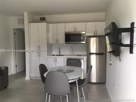 1601 Meridian Ave #110, Miami Beach, FL 33139