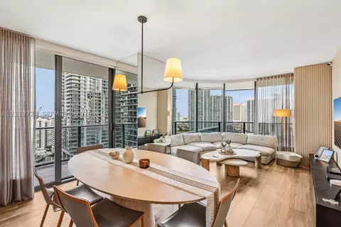 801 S Miami Ave #2409, Miami, FL 33130