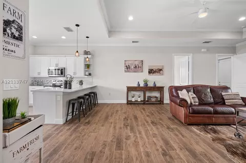 Entry Way - 1960 Moulder Dr, Naples, FL 34120 photo 2 of 4