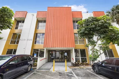 540 NW 165th St Rd #308, Miami, FL 33169
