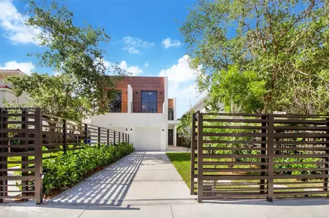 3242 Day Ave, Miami, FL 33133