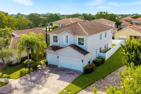 1710 NE 37th Pl, Homestead, FL 33033