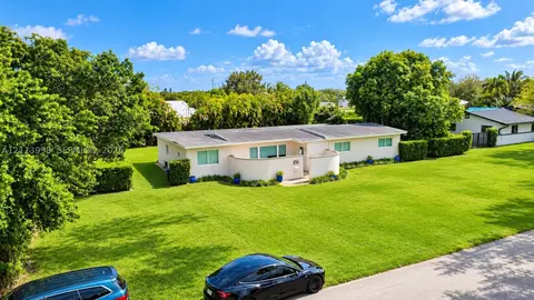 16455 SW 91st Ave, Palmetto Bay, FL 33157