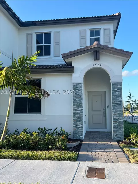 2673 SE 28th St, Homestead, FL 33035