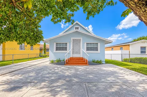 1026 NW 33rd Ave, Miami, FL 33125