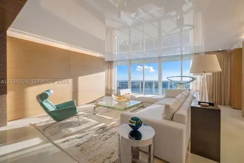 400 Alton Rd #2703, Miami Beach, FL 33139