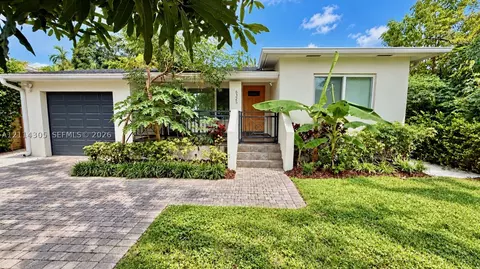 6325 SW 30th St, Miami, FL 33155