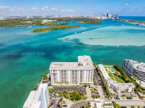 10350 W Bay Harbor Dr #9C, Bay Harbor Islands, FL 33154