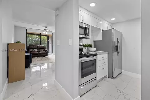 14401 SW 88th St #410N, Miami, FL 33186