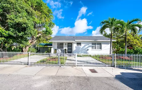 3005 SW 24th Ter, Miami, FL 33145