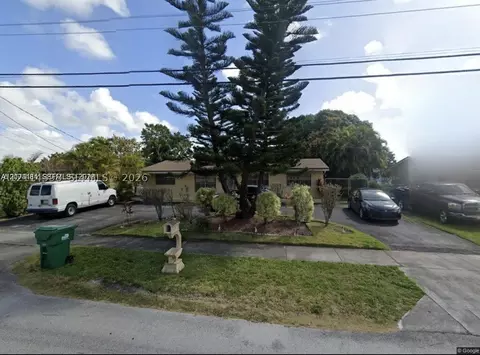 4621 SW 104th Ct, Miami, FL 33165