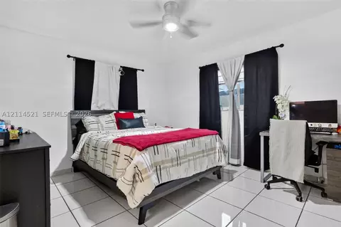 Bedroom - 2427 W 70th Pl, Hialeah, FL 33016 photo 1 of 8
